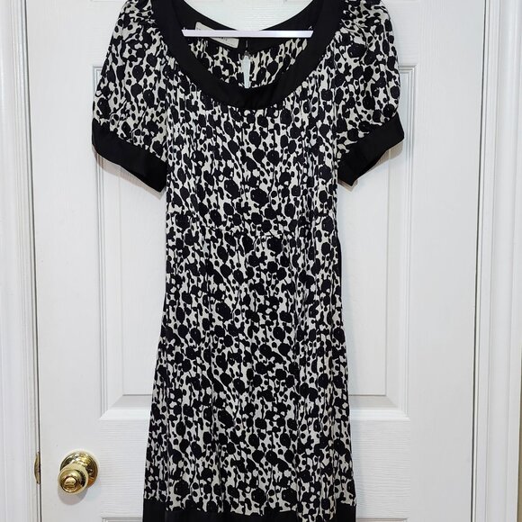 Zara Women's Short Sleeve Flowy Silk Summer Short Dress ~ Black and White ~ Sz L - Picture 2 of 7